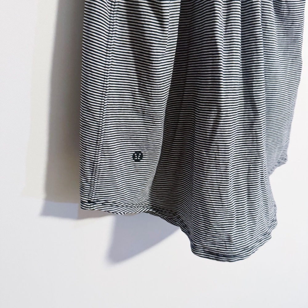 Lululemon - Black and White Striped Racerback Tank Top - Picture 5 of 5
